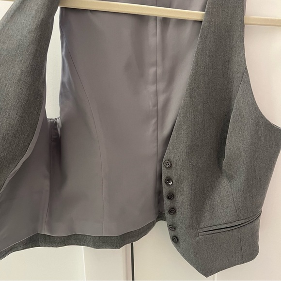 Favorite Daughter Favorite Vest in Frost Grey- Size S; Very Good Condition - Picture 7 of 11